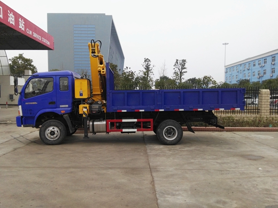 福田時(shí)代隨車(chē)吊