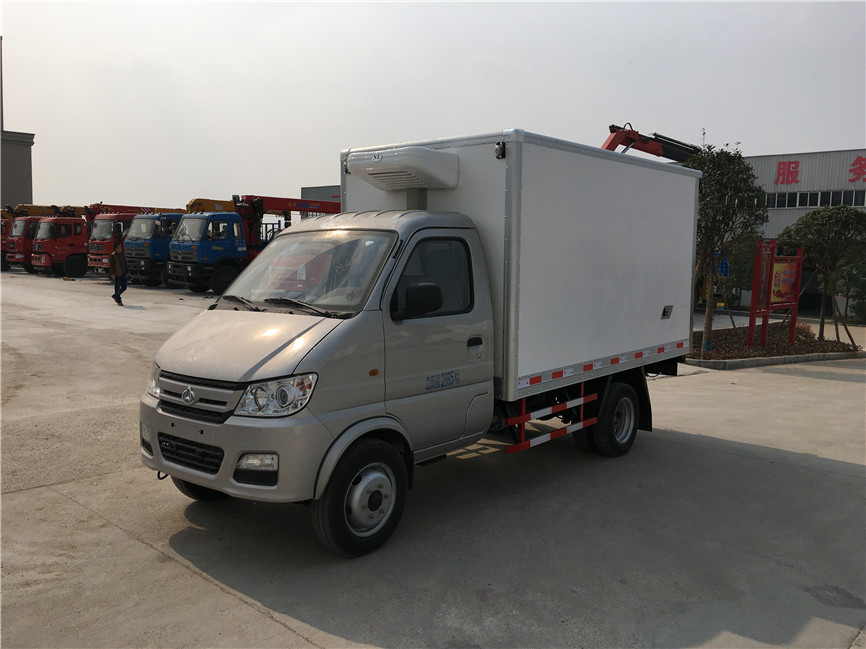 長(zhǎng)安跨越迷你小王子后雙輪 3米冷藏車