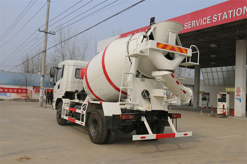 大運6-7方攪拌車