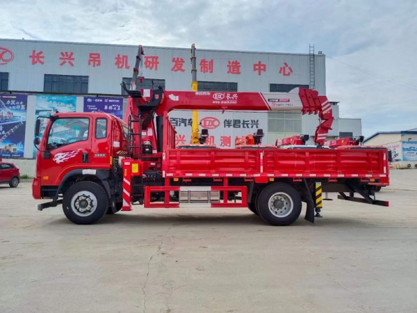 重汽王牌5噸隨車吊