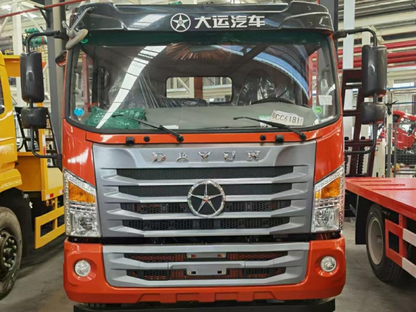 (國(guó)六)湖北大運(yùn)G6黃牌平板車(chē)