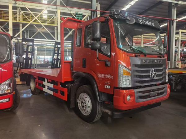 (國(guó)六)湖北大運(yùn)G6黃牌平板車(chē)