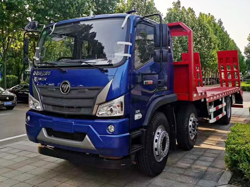 （國六）福田瑞沃小三軸平板運(yùn)輸車