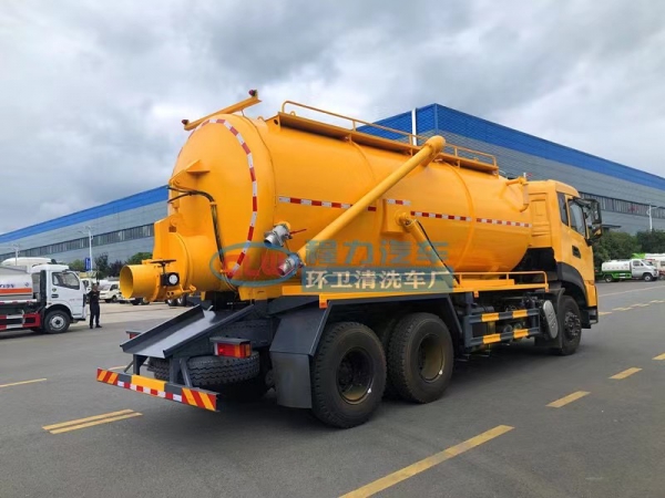 東風(fēng)天龍后八輪18.5方吸污車(chē)