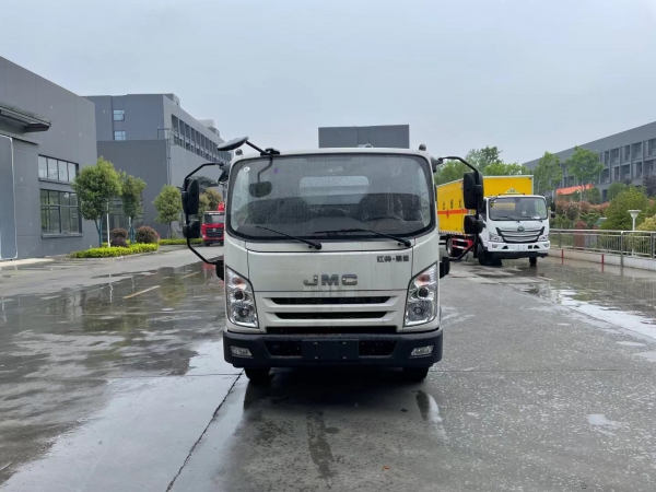 江鈴雙倉(cāng)垃圾車，垃圾分類運(yùn)輸車