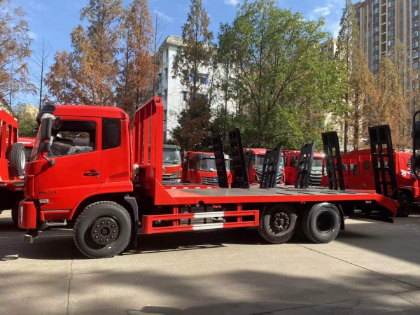 提升橋平板拖車(chē)拖17噸不超重